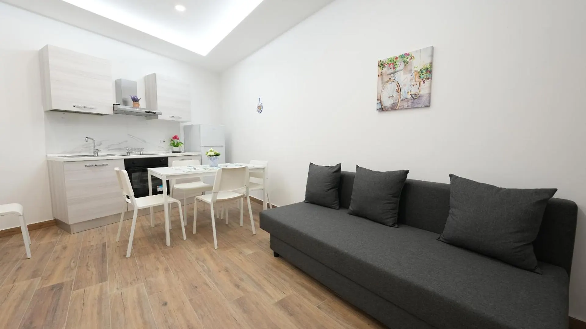 Ardizzone Home 3 contacts